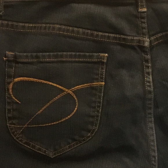 Chico’ Platinum  Jeans - Picture 2 of 2